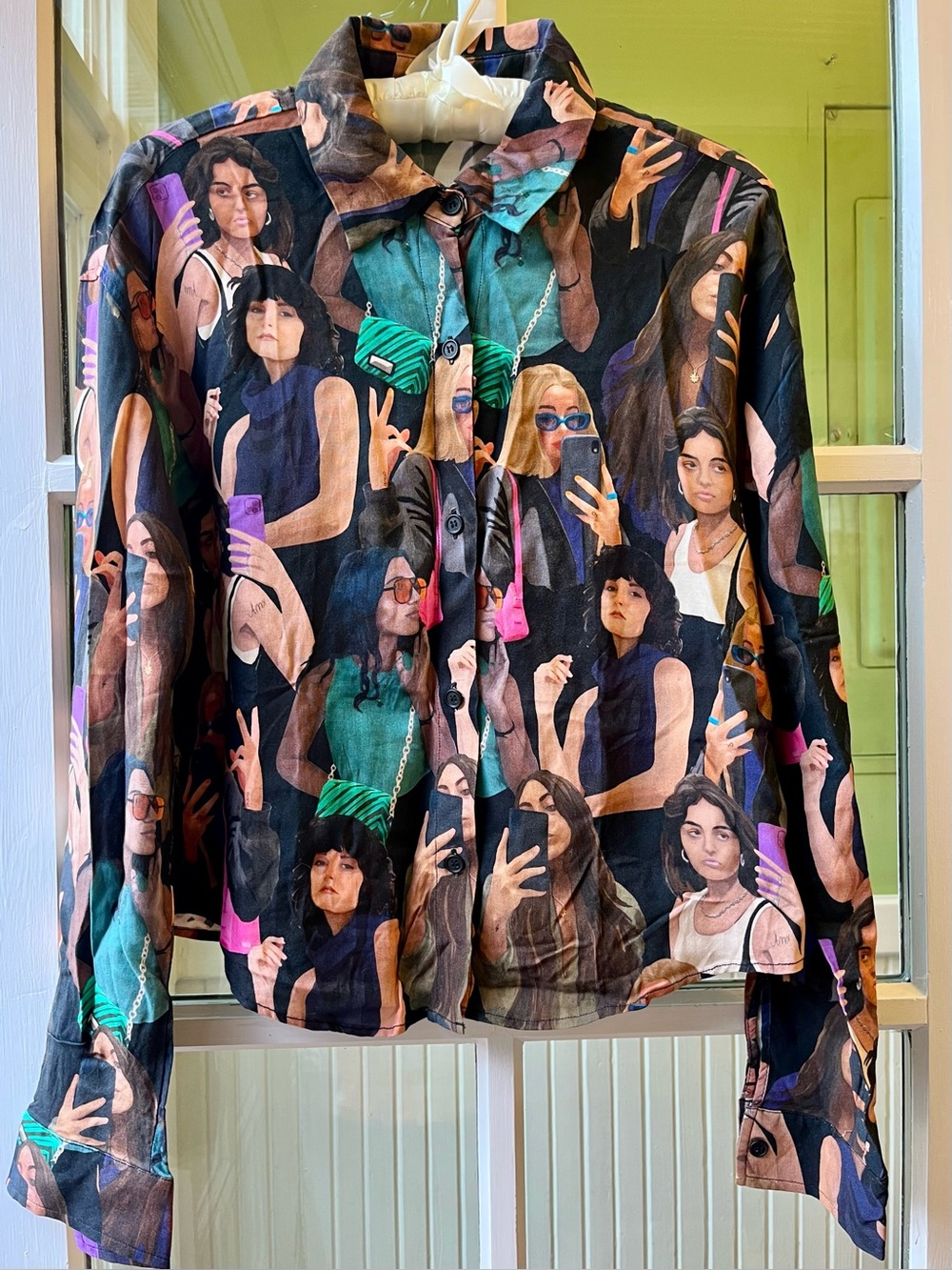 Pull&Bear All Women Multi Illustrated Button-Up Shirt Viral Influencer Blouse